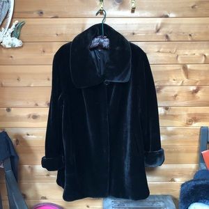 Black Winter Coat / Шуба [Plus-Size]